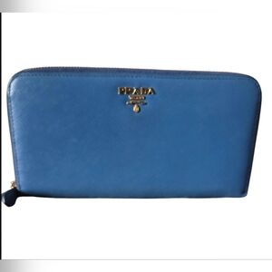 Authentic Prada Blue Saffiano Leather Wallet Excellent Condition